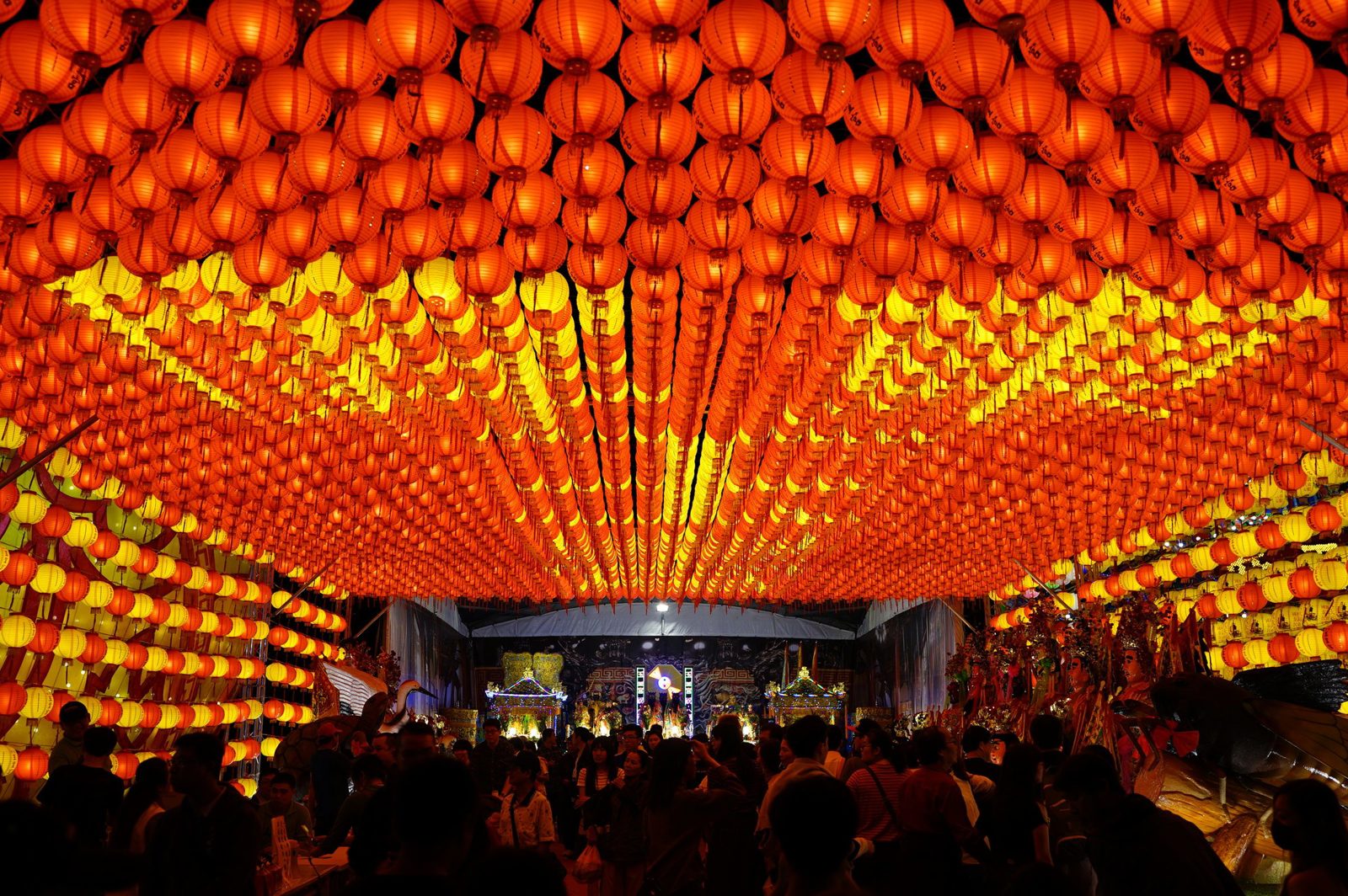 Taiwan Lantern Festival Shuttle & Charter Guide: Skip the Crowds and Road Closures (Updated Yearly)